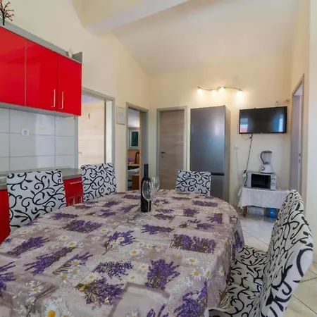 Ribarevi - Three Bedroom With Terrace And Sea View Apartman Makarska