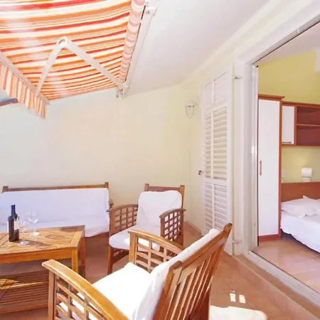 Lägenhet Ribarevi - Three Bedroom With Terrace And Sea View Makarska