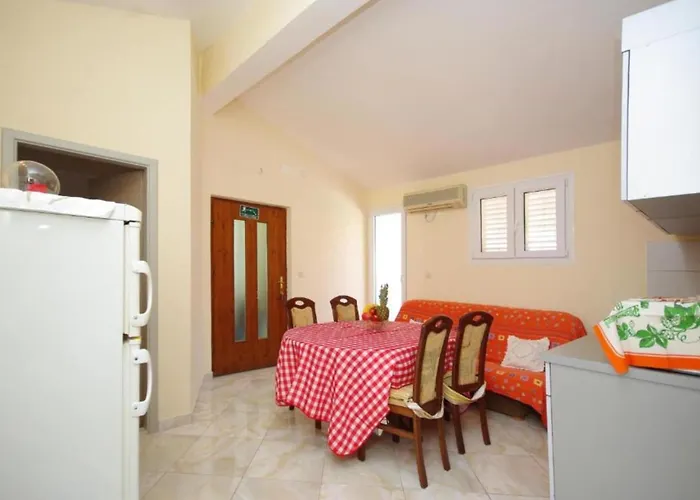 Apartmán Ribarevi - Three Bedroom With Terrace And Sea View *