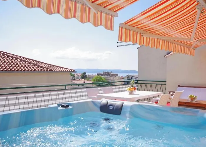 Ribarevi - Three Bedroom With Terrace And Sea View