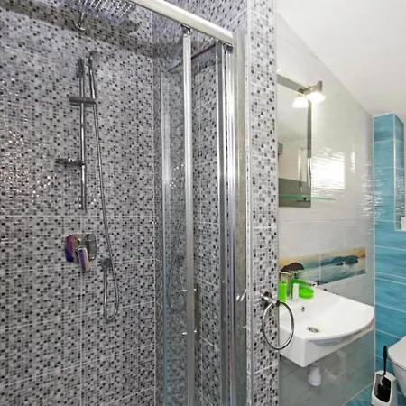 شقة Ribarevi - Three Bedroom With Terrace And Sea View ماكارسكا