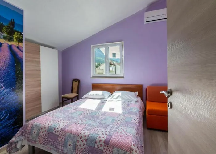 Ribarevi - Three Bedroom With Terrace And Sea View